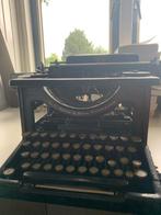 zeer oude typemachine, de desktop van vroeger, Diversen, Typemachines, Ophalen