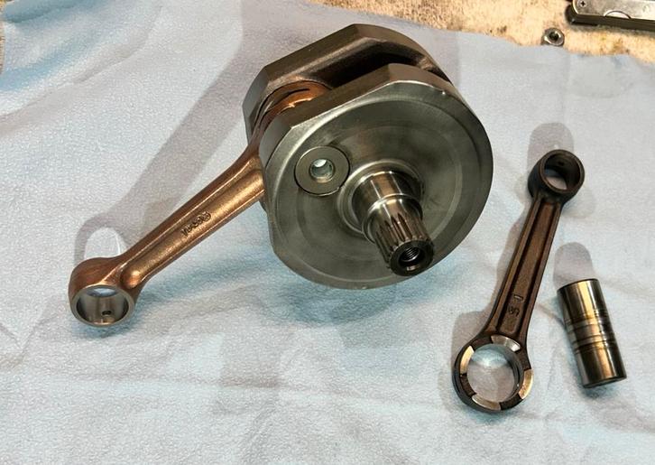 Krukasrevisie suzuki gt750  kawasaki h1 oldtimer crossmotor, Motoren, Onderdelen | Oldtimers, Nieuw, Ophalen of Verzenden