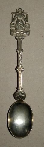 C67 theelepeltje volendam, Ophalen of Verzenden, Zo goed als nieuw