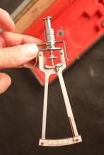 Vintage Schioetz Tonometer in cassette, Verzenden