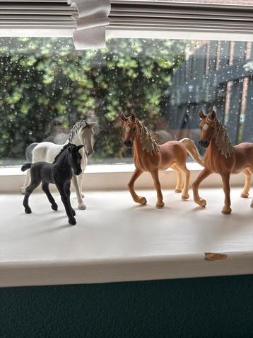 Schleich Paardjes Veulens - 4 stuks beschikbaar voor biedingen