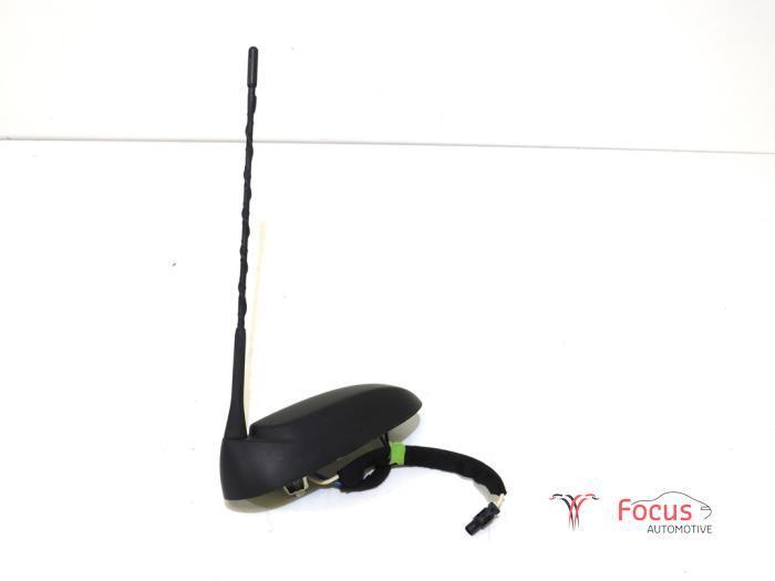 GPS Antenne van een Opel Adam, Auto-onderdelen, Elektronica en Kabels, Opel, Gebruikt, 6 maanden garantie, 12 maanden garantie