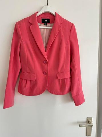Getailleerde blazer van H & M beschikbaar voor biedingen