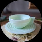 Antieke Arcopal Jadeite kop en schotel Art Deco 30's p/st, Ophalen of Verzenden