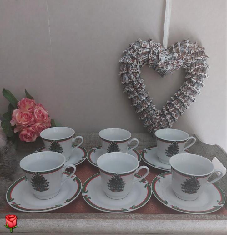 12 Kop & schotels met kerstboom AM/63 Amsterdam, Diversen, Kerst, Zo goed als nieuw, Ophalen of Verzenden