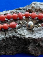 bloedkoraal  TOPcollier zoekt dame, Ophalen of Verzenden, Goud, Ketting