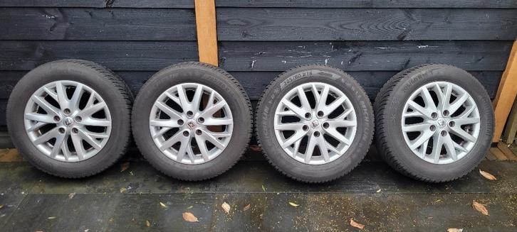 Renault 16" lichtmetalen velgen + winterbanden, Auto-onderdelen, Banden en Velgen, Banden en Velgen, Winterbanden, 16 inch, 205 mm