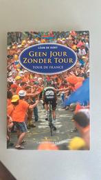 Hans-Jörgen Nicolaï - Geen jour zonder tour, Lopen en Fietsen, Zo goed als nieuw, Hans-Jörgen Nicolaï; Léon de Kort, Ophalen of Verzenden