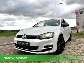 Volkswagen Golf 1.4 TSI R-Line 5Drs-Xenon-Navi Scherm-Stoelv beschikbaar voor biedingen