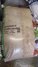 2 zakken brekerzand, 1 zak ophoogzand, 2 zakken strooizout, Ophalen, Nieuw, Ophoogzand