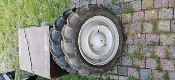 Michelin banden 5.00-15 CR – (tegen een bier) Citroen 2CV beschikbaar voor biedingen