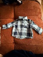 2 blauwe overhemden maat 62, primark, Ophalen of Verzenden, Zo goed als nieuw, Overhemdje of Bloesje, Primark