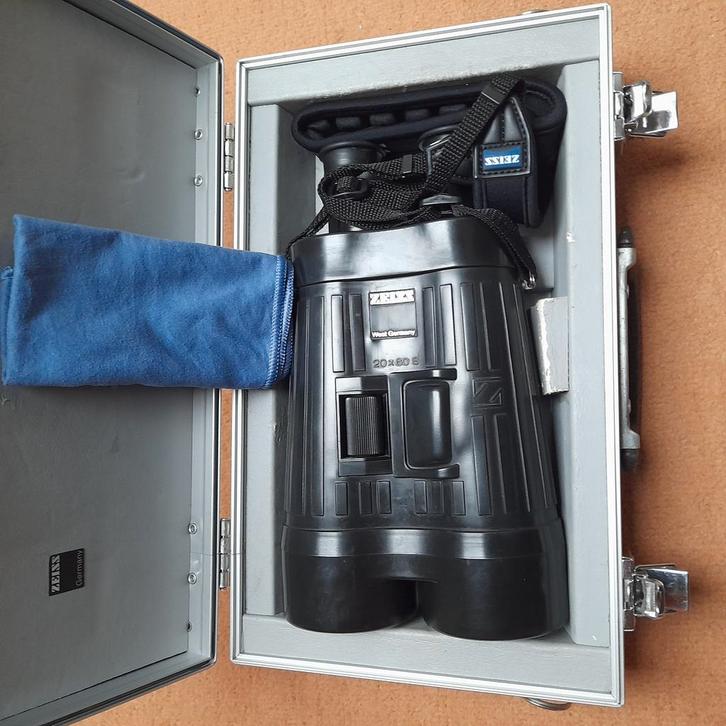 Zeiss 20x60 beeldgestabiliseerde verrekijker., Audio, Tv en Foto, Optische apparatuur | Verrekijkers, Gebruikt, 8 tot 12x, Ophalen of Verzenden