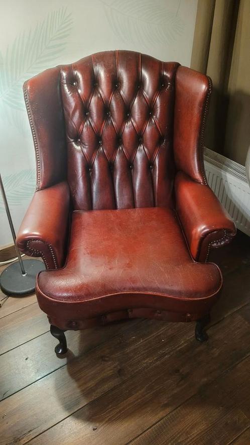 Chesterfield stijl fauteuil, Huis en Inrichting, Fauteuils, Gebruikt, Hout, Leer, 75 tot 100 cm, 75 tot 100 cm, Ophalen