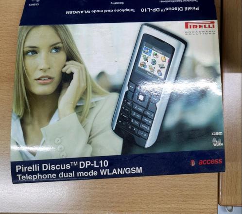 Dual mode telefoon Pirelli Discus VOIP + GSM tegelijk, Telecommunicatie, Mobiele telefoons | Overige merken, Zo goed als nieuw