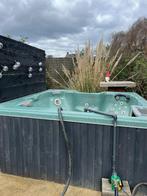 Houtgestookte jacuzzi incl achterwand, Tuin en Terras, Vast, Afdekzeil, Gebruikt, Ophalen