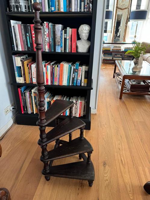 Antieke bibliotheektrap trap houtentrap antiek vintage, Antiek en Kunst, Antiek | Woonaccessoires, Ophalen