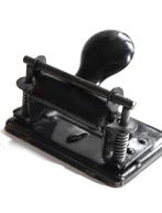 Antieke, D.R.G.M. perforator Soennecken in prima staat, Ophalen of Verzenden, Gebruikt