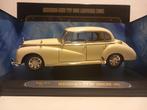 Mercedes Benz 300 C limousine offwhite Ricko metal 1:18 KRD, Hobby en Vrije tijd, Modelauto's | 1:18, Ophalen of Verzenden, Zo goed als nieuw