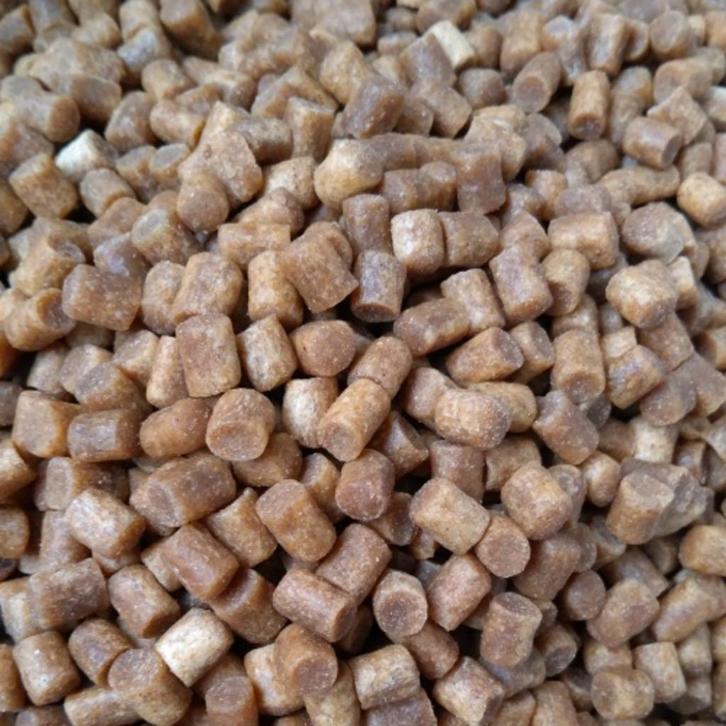 Wintervoer - Zinkend 10kg - Koivoer, Dieren en Toebehoren, Vissen | Vijvervissen, Karper of Koi
