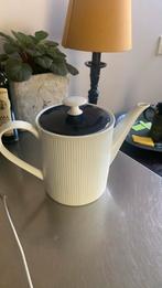 Koffiekan koffiepot theekan theepot ribbel wit blauw, Huis en Inrichting, Keuken | Servies, Ophalen of Verzenden, Zo goed als nieuw