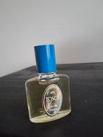 Zeldzaam vintage blauwe dopje tosca by 4711, Sieraden, Tassen en Uiterlijk, Uiterlijk | Parfum, Ophalen of Verzenden, Zo goed als nieuw