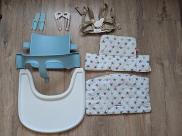 Complete Tripp Trapp baby set in lichtblauw met tafelblad  beschikbaar voor biedingen