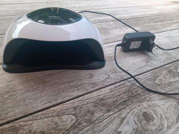 UV nagellamp beschikbaar voor biedingen