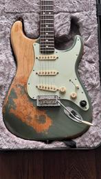 Fender Stratocaster – Heavy Relic (rosewood board), Muziek en Instrumenten, Ophalen of Verzenden, Gebruikt, Solid body, Fender