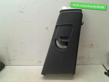 B STIJL BEKLEDING RECHTS S5 Limousine (FU2) (8T8867244) beschikbaar voor biedingen