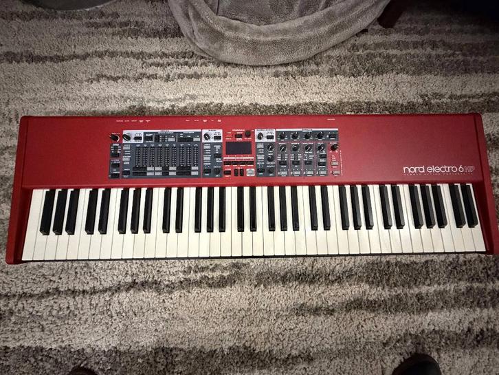Nord Electro 6 HP + Nord Softcase, Muziek en Instrumenten, Keyboards, Zo goed als nieuw, Overige aantallen, Overige merken, Aanslaggevoelig