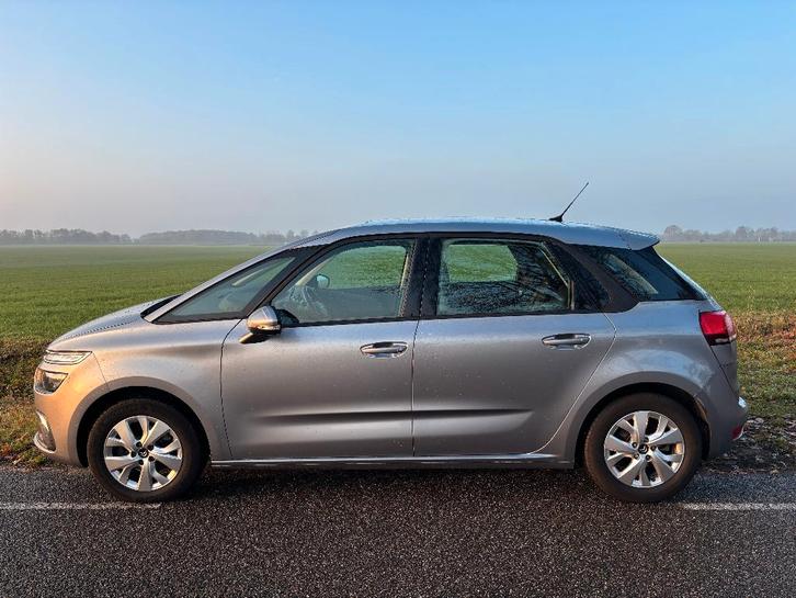 Citroën C4 1.2 Puretech SpaceTourer 130pk S&S Eat8 2020, Auto's, Citroën, Particulier, C4, Benzine, MPV, Automaat, Geïmporteerd