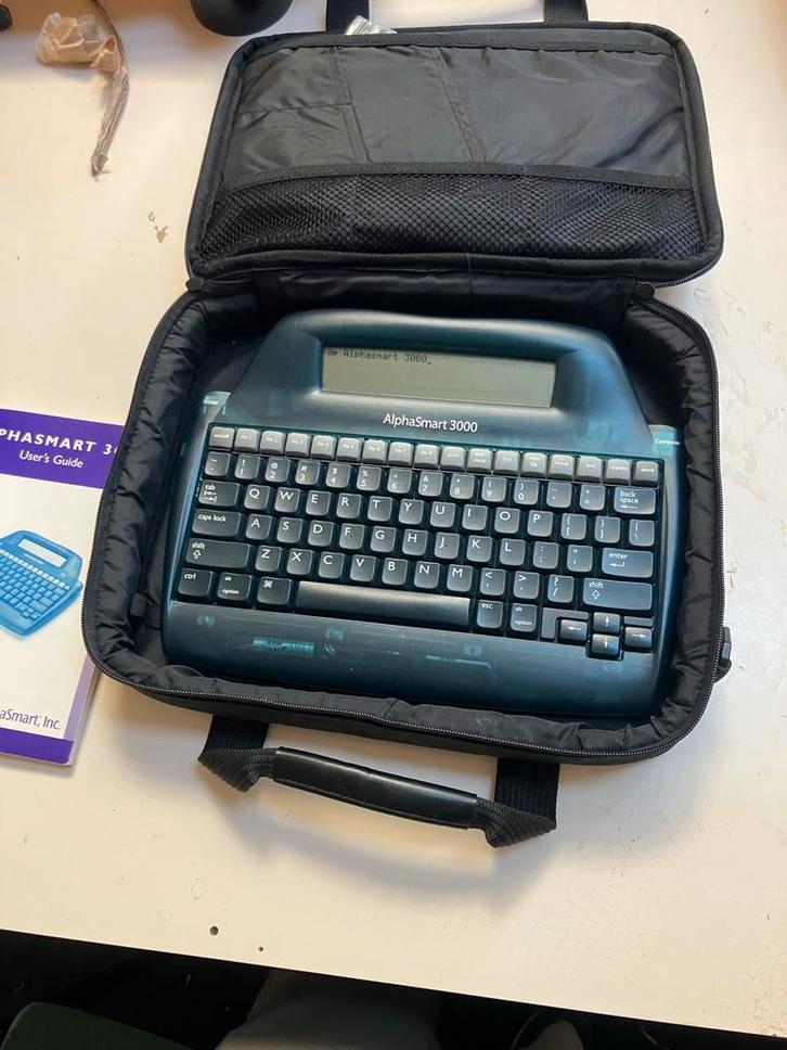 Alphasmart 3000 Complete Set - Zeer Goede Staat!, Computers en Software, Overige Computers en Software, Zo goed als nieuw, Ophalen of Verzenden