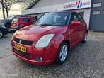 Suzuki Swift 1.5 5-DRS Exclusive OrgNL Auto+1e.Eigenaar!, Auto's, Voorwielaandrijving, Stof, Zwart, 4 cilinders
