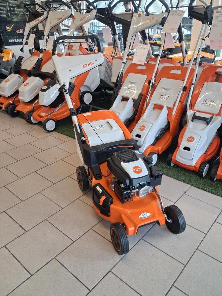 Stihl RM 248 4-in-1 (14624), Tuin en Terras, Grasmaaiers, Zo goed als nieuw, Benzine-grasmaaier, 40 t/m 49 cm, Cirkelmaaier, Mulchfunctie