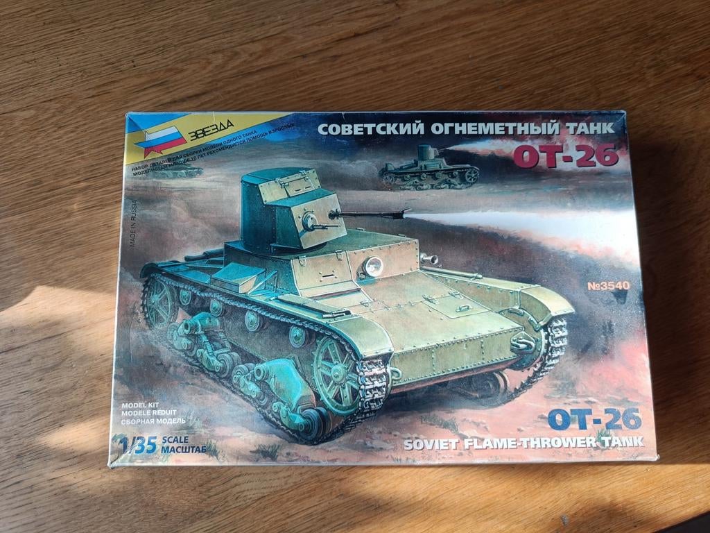 Zvezda 3540 OT-26 Sovjet Vlammenwerper Tank – Compleet, Overige merken, Tank, 1:32 tot 1:50, Nieuw