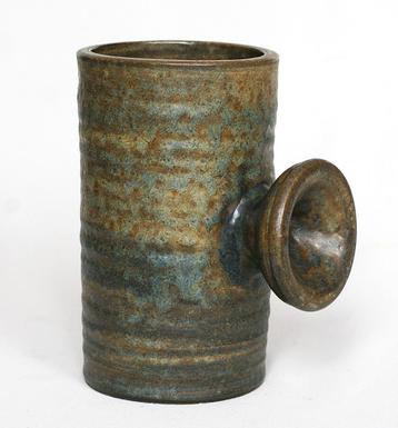 Aardewerk Vaas / Planter met signatuur beschikbaar voor biedingen