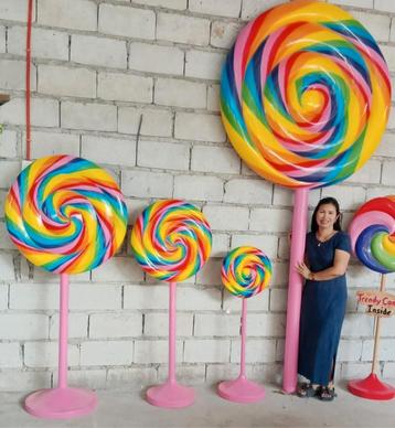 Mega lolly's van polyester. beschikbaar voor biedingen