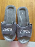Badslippers maat 40. Grijs. Nieuw., Ophalen of Verzenden, Nieuw, Grijs, Overige typen