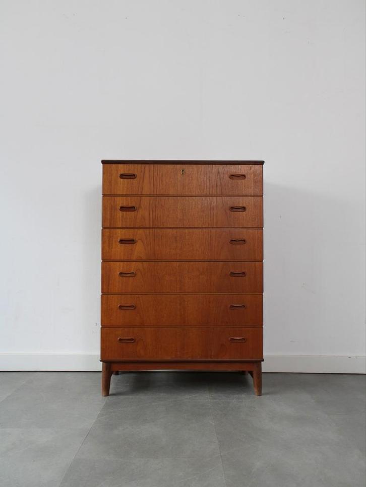 Vintage Deense ladekast in teak, Huis en Inrichting, Kasten | Ladekasten, Zo goed als nieuw, 100 tot 150 cm, 50 tot 100 cm, 25 tot 50 cm