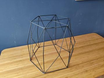 Draadframe bijzettafel/mand