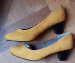 Nieuwe mosterdgele pumps, mt 38, Kleding | Dames, Pumps, Geel, Nieuw, Ophalen of Verzenden