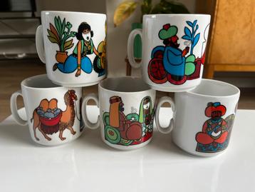 5 Van Nelle 1001 Nacht koffiebekers, jaren 70 beschikbaar voor biedingen