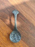 Van Nelle verzilverd repousse theeschepje Oud Hollands, Antiek en Kunst, Ophalen