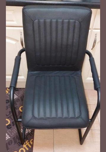 Feel Furniture - Eetkamerstoel - Seal - Echt leer - Zwart beschikbaar voor biedingen