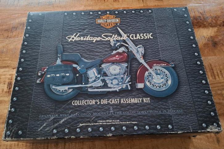 Franklin Mint Harley Davidson 1:10 Softail Die-cast KIT, Hobby en Vrije tijd, Modelauto's | 1:5 tot 1:12, Nieuw, Auto, Ophalen of Verzenden
