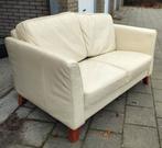 Lederen bank 2,5 zits gebroken wit, Huis en Inrichting, Banken | Bankstellen, Ophalen, Tweepersoons, Zo goed als nieuw, Rechte bank