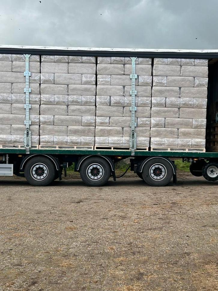 Vlasbalen te koop, Dieren en Toebehoren, Stalling en Weidegang, Stalling