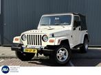 Jeep Wrangler 4.0i Softtop / One off kind BRUTE / Top staat, Auto's, Gebruikt, 2000 kg, Wit, Handgeschakeld