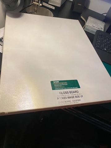 Ilford Fotopapier (karton) Gloss board beschikbaar voor biedingen